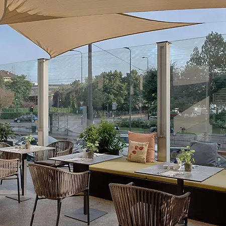 Hotel Avani Palazzo Moscova -previously Nh Palazzo Moscova- 4*