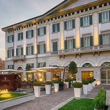Hotel Avani Palazzo Moscova -previously Nh Palazzo Moscova- 4*