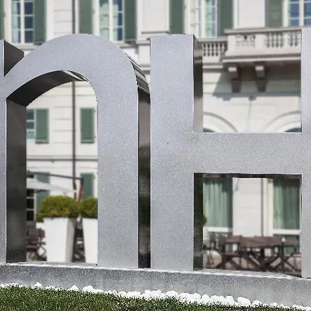 Hotel Avani Palazzo Moscova -previously Nh Palazzo Moscova-