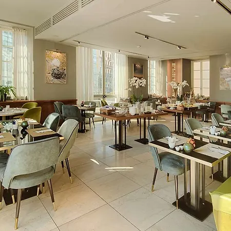 Nh Palazzo Moscova 4*